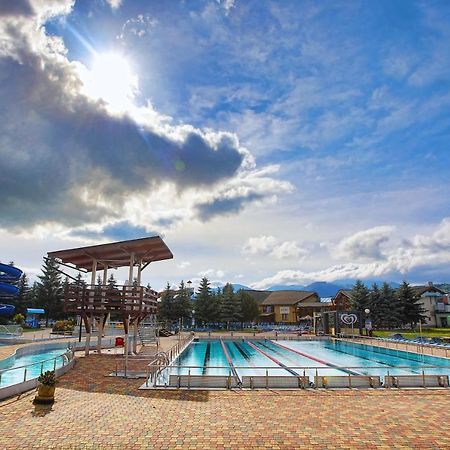 Apartman Studio Lux S Terasou Harmony V Thermal Parku Besenova S Vyhladom Na Bazeny Экстерьер фото